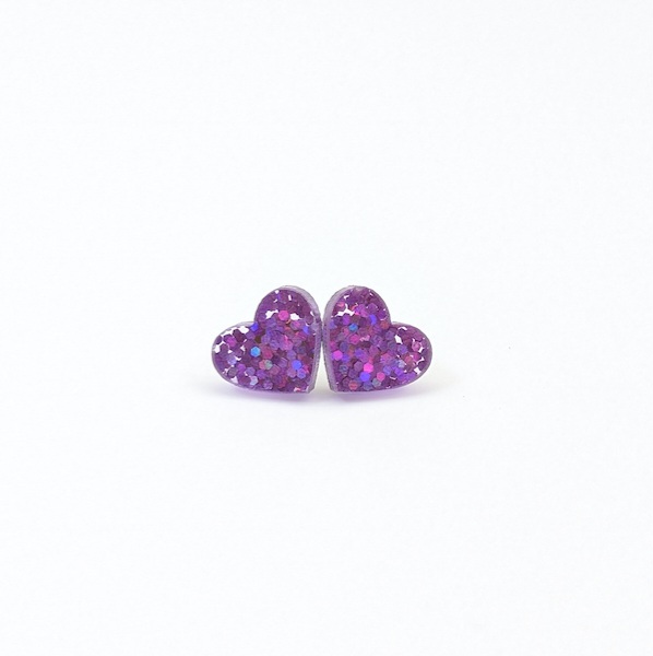 picture of the heart stud design
